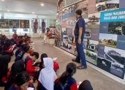 Puluhan Siswa SDN 4 Mentok Antusias Belajar Sejarah Timah di Museum Timah Indonesia