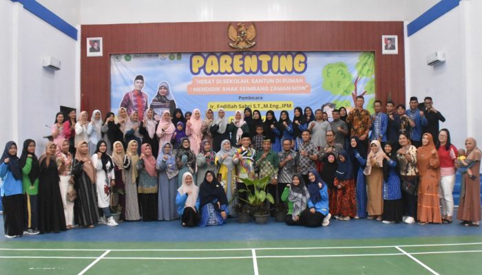 SMP Taruna Sains Muhammadiyah Koba Perkenalkan Pendidikan Terintegrasi di Seminar Parenting UNMUH Babel