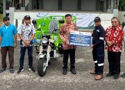 Bantu Pengelolaan Sampah Masyarakat, PT Timah Serahkan Bantuan untuk Komunitas Bank Sampah Nyiur Karya Lestari