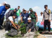 PT Timah Tanam Pohon Peneduh di Kawasan Wisata Batu Tunggal untuk Dukung Pelestarian Lingkungan dan Pariwisata