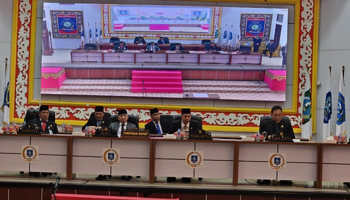 DPRD Babel Gelar Paripurna Penyampaian Tiga Ranperda Strategis, Gubernur Hidayat Sampaikan Potensi Investasi Rp40 Triliun