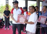 Dukung Sektor Pertanian di Belitung Timur, PT Timah Serahkan Bantuan untuk  Kelompok Tani Bina Tani