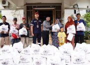 PT Timah Bantu Atasi Stunting di Bangka Selatan Lewat Bantuan Paket Sembako