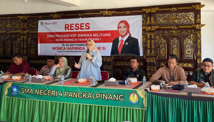 Reses di SMA Negeri 4 Pangkalpinang, Monica Serap Aspirasi soal PPDB dan Beasiswa