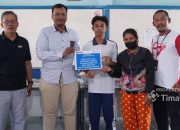PT TIMAH Tbk Salurkan Beasiswa bagi Siswa Kurang Mampu di SMA Swadaya