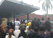 Kunjungan Presiden Prabowo ke Babel Diwarnai Aksi Ribuan Penambang, PT Timah Sepakati Harga Rp300 Ribu per Kg