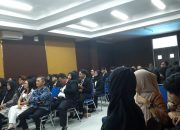 Dekan FISIP UBB Tekankan Nilai Integritas saat Lepas 89 Calon Wisudawan