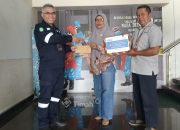 Konsisten Bantu Kesehatan Warga, PT TIMAH Tbk Serahkan Bantuan untuk Lansia di Bangka Barat