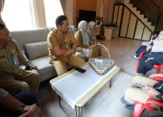 ASN Peduli dan KORPRI Babel Serahkan Santunan untuk Keluarga Almarhum Fatur