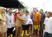 PT TIMAH Tbk Distribusikan Bantuan Pangan untuk Masyarakat Terdampak Banjir Rob di Kabupaten Bangka, Bangka Barat dan Kota Pangkalpinang