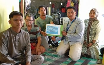 PT TIMAH Serahkan Bantuan Kursi Roda untuk Warga Teluk Radang, Ringankan Aktivitas Sehari-hari