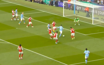 City Tekuk Arsenal, Perebutan Gelar Premier League Berubah Arah: Siapa Lebih Dekat ke Trofi?