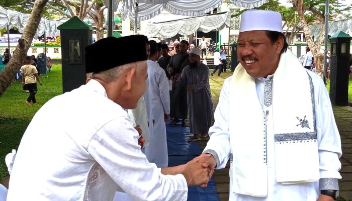 27 Calon Jemaah Haji di Masjid Raya Tua Tunu Dilepas, Pesan Wali Kota: Jaga Niat dan Kesehatan