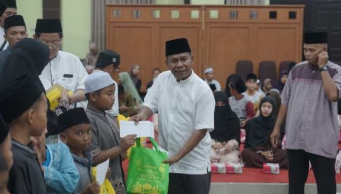 DPRD Bangka Tengah Santuni 150 Anak Yatim, Perkuat Semangat Berbagi di Bulan Ramadan
