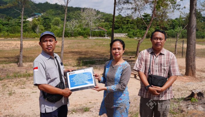 PT TIMAH Salurkan Bantuan Sarana Pendidikan, Dukung Kreativitas dan Literasi Siswa SMPN 2 Pangkalanbaru