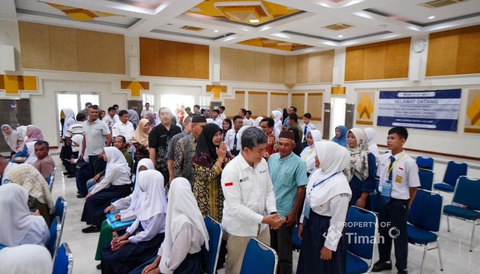 Doa Orang Tua Jadi Bekal 36 Pelajar Menggapai Mimpi Lewat Beasiswa PT TIMAH