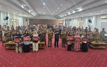 Pemkot Pangkalpinang Salurkan Bantuan Modal untuk 90 UMKM Mikro