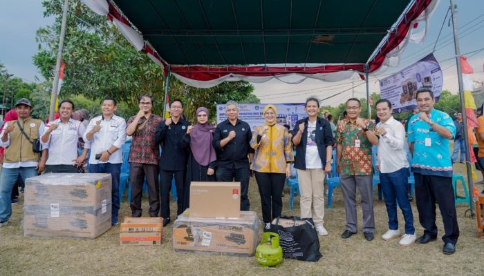 UBB Serahkan Smart Kuliner dan Alat Packaging ke APKLI, Wawako Pangkalpinang Dorong Digitalisasi UMKM