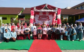 Semarak HUT ke-81 RI di SDN 42 Pangkalpinang, Dessy: Tumbuhkan Generasi Tangguh