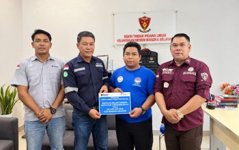 PT TIMAH Dukung Turnamen Voli Kajari Cup-Trans Rias, Dorong Olahraga Desa dan UMKM Bangka Selatan