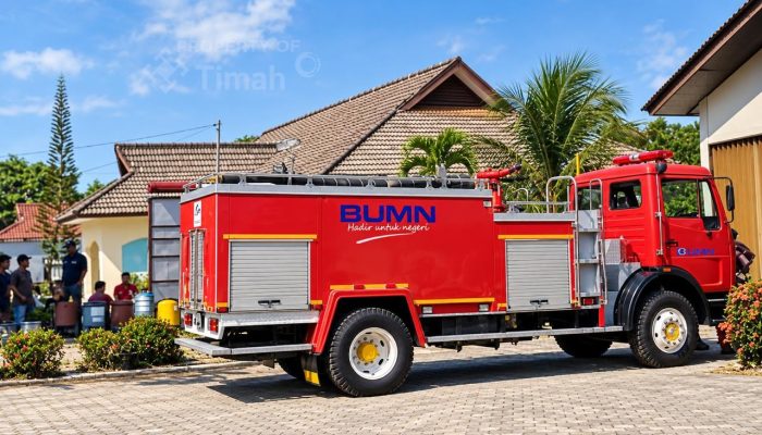 PT TIMAH Dukung Penanganan Karhutla di Bangka Barat, Kerahkan Mobil Damkar dan Tim Rescue
