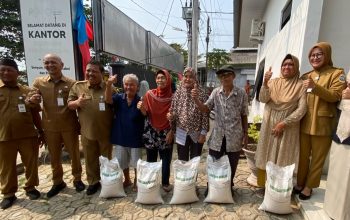 Bantuan Pangan untuk 19.808 Keluarga di Pangkalpinang Disalurkan, 594 Ton Beras Dibagikan