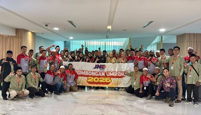 JNE Berangkatkan 1.200 Karyawan dan Keluarga untuk Umrah, Bentuk Apresiasi atas Loyalitas Lebih dari 12 Tahun
