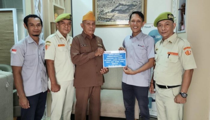 Sambut Hari Pahlawan, PT TIMAH Salurkan Tali Asih Bagi Puluhan Veteran di Bangka Belitung