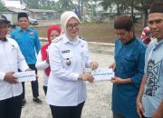 BAZNAS Salurkan Zakat untuk 100 Warga Pangkalpinang, Kaum Dhuafa hingga Guru Ngaji Jadi Sasaran